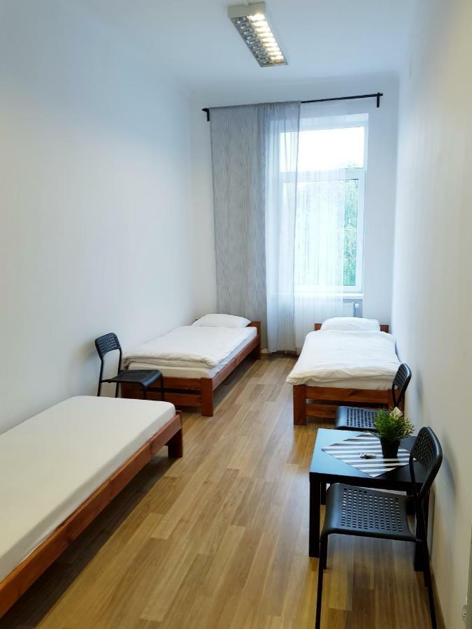 Sleep Time Hostel Белско-Бяла Екстериор снимка